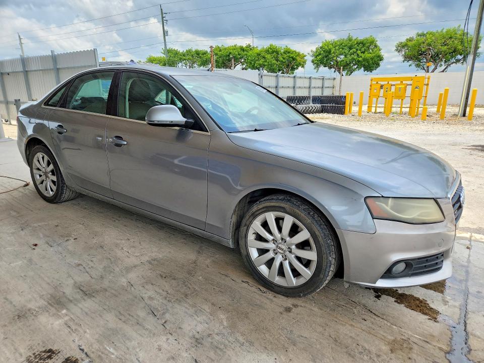 2009 Audi A4 VIN WAULK98K89N034475 COPART salvage auction — FRONT END, Fl - Cert Of Title Slvg Rebuildable, sold $275 on 2026-07-29 (photo 4)