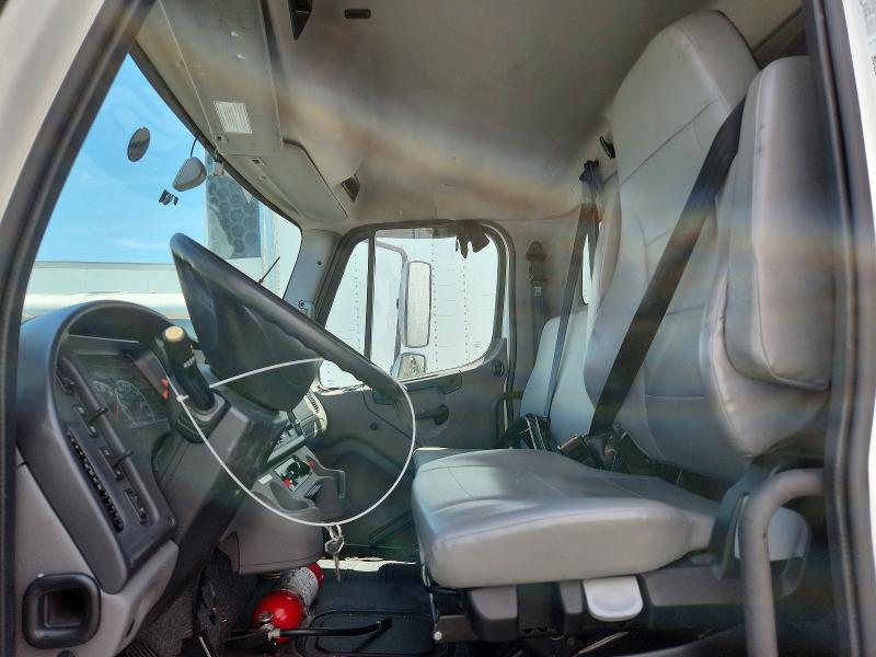2024 Freightliner M2 VIN 3ALACXFC7RDVA3132 COPART salvage auction — REAR END, AZ - CERT OF TITLE - SALVAGE, sold $11,500 on 2026-08-06 (photo 7)