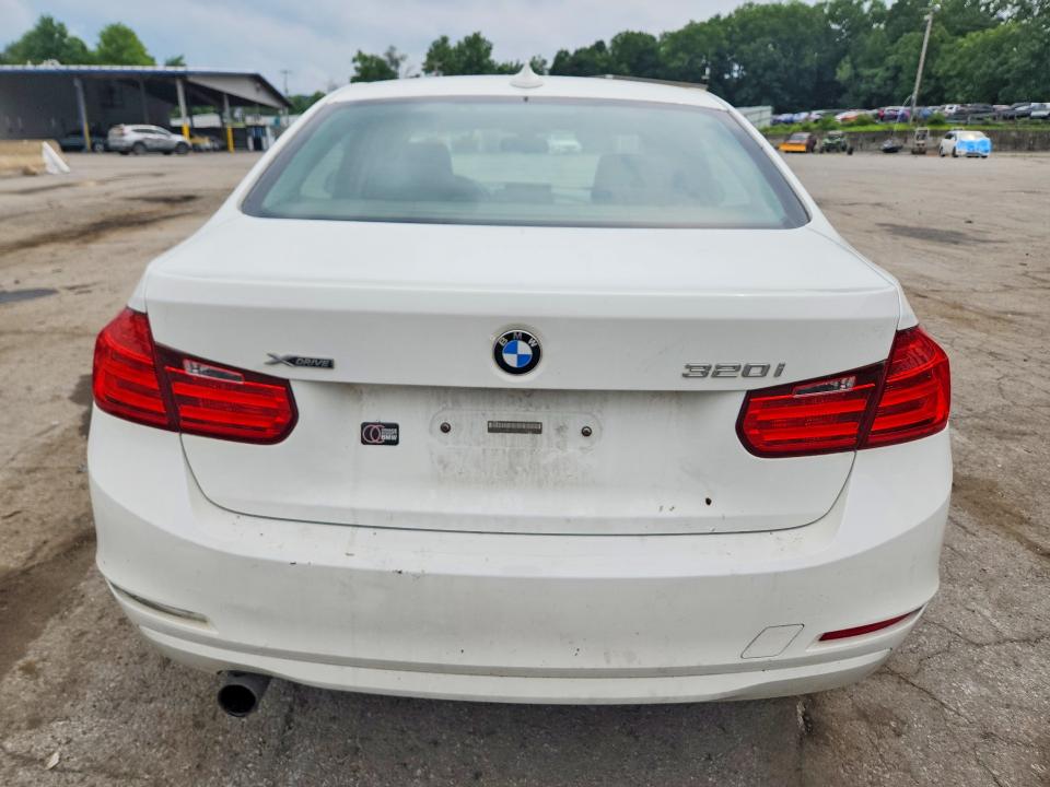 2015 BMW 3er VIN WBA3C3G50FNS75688 COPART salvage auction — SIDE, Ny - Mv-907A Salvage Certificate, sold $850 on 2026-08-13 (photo 6)