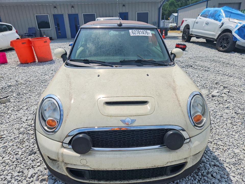 2011 Mini Cooper VIN WMWZP3C56BT249509 COPART salvage auction — NORMAL WEAR, Ga - Certificate Of Title, sold $575 on 2026-08-04 (photo 5)