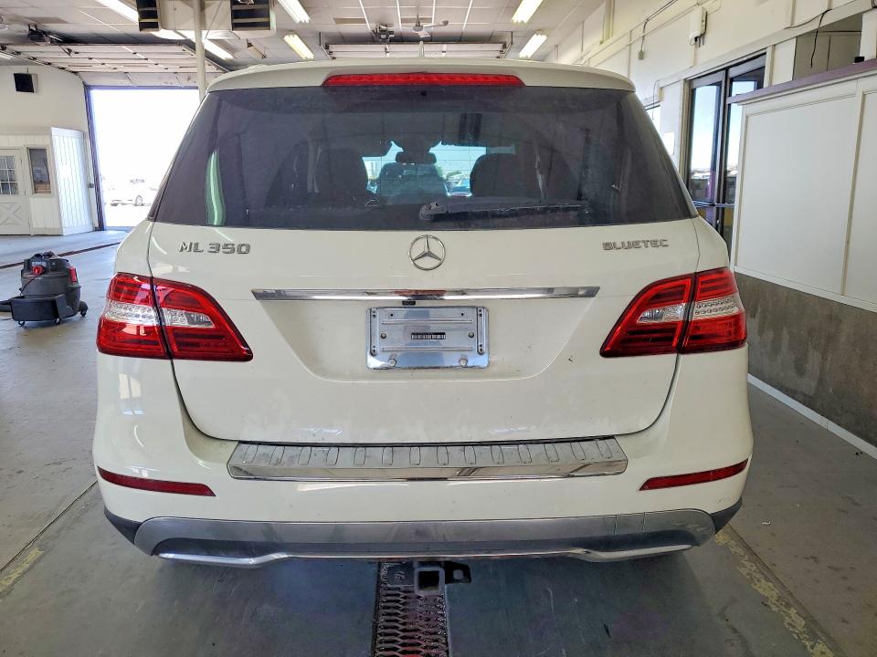 2013 Mercedes-benz M-klasse VIN 4JGDA2EB5DA238586 COPART salvage auction — FRONT END, Salvage Title, sold $60 on 2026-07-24 (photo 6)