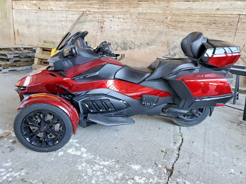 2020 Can-am Spyder roadster VIN 2BXNBDD22LV003521 COPART salvage auction — UNDERCARRIAGE, AB - OOP - NONREPAIRABLE, sold $8,500 on 2026-07-14 (photo 3)