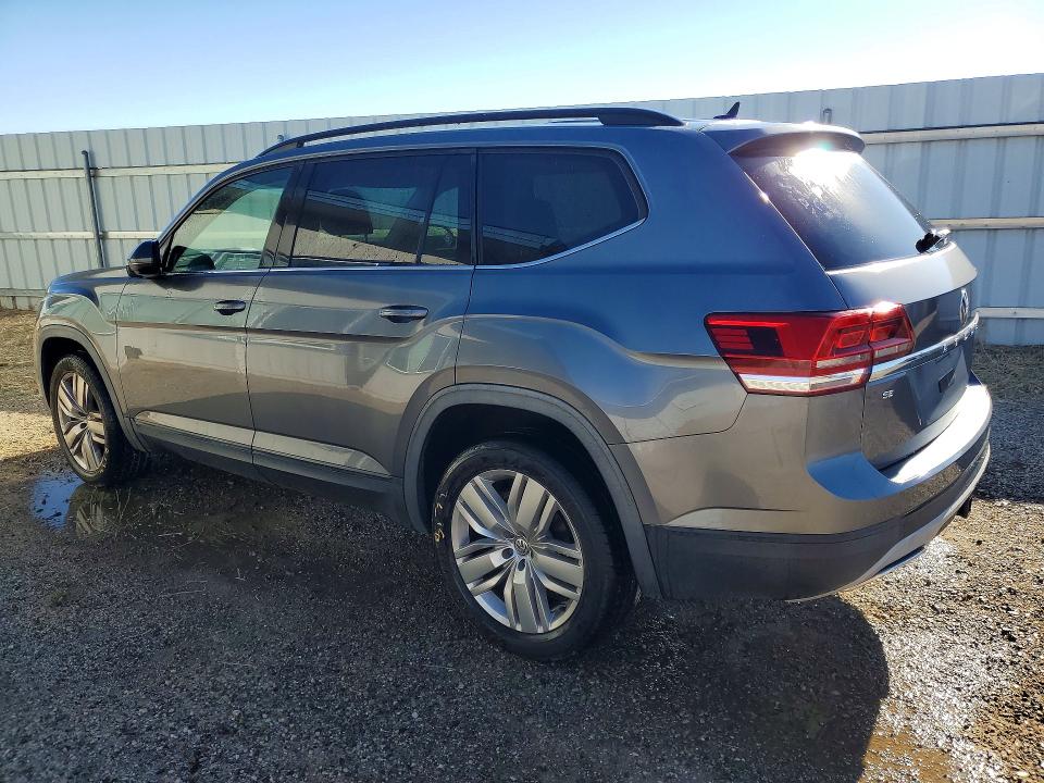 2020 Volkswagen Atlas VIN 1V2WR2CA2LC502736 COPART salvage auction — MINOR DENT/SCRATCHES, CA - CERTIFICATE OF TITLE, sold $16,007 on 2026-08-11 (photo 2)