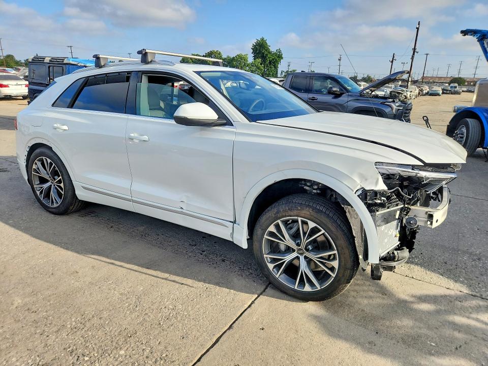 2026 Audi Q8 VIN WA1BVBF1XTD031334 COPART salvage auction — FRONT END, FL - CERT OF TITLE SLVG REBUILDABLE, sold $37,250 on 2026-07-27 (photo 4)