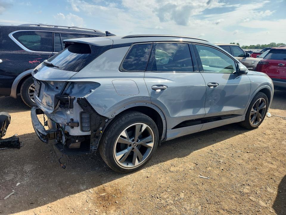 2023 Audi Q4 e-tron VIN WA1M2BFZ1PP044386 COPART salvage auction — REAR END, Il - Salvage Certificate, sold $17,000 on 2026-08-27 (photo 3)