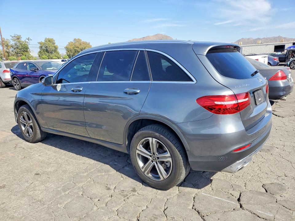 2019 Mercedes-benz Glc VIN WDC0G5EB4KF537788 COPART salvage auction — MINOR DENT/SCRATCHES, Ca - Dis/Dlr/Exp Only Clean Title, sold $8,900 on 2026-08-10 (photo 2)