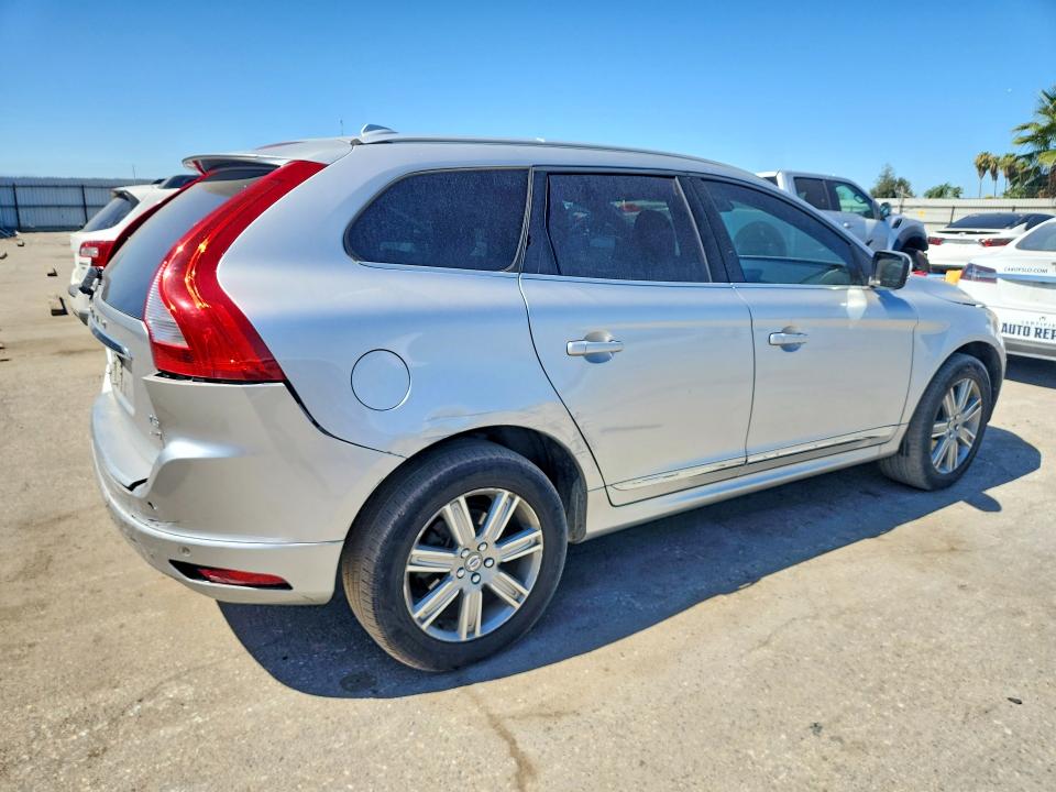 2017 Volvo Xc60 VIN YV440MRU4H2001907 COPART salvage auction — SIDE, CA - SALVAGE CERTIFICATE, sold $1,150 on 2026-08-04 (photo 3)