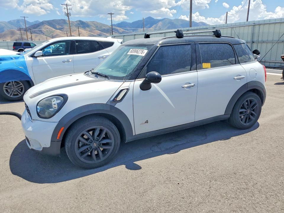 2014 Mini Cooper VIN WMWZC5C52EWP39861 COPART salvage auction — NORMAL WEAR, Ut - Certificate Of Title, sold $1,500 on 2026-08-11 (photo 1)