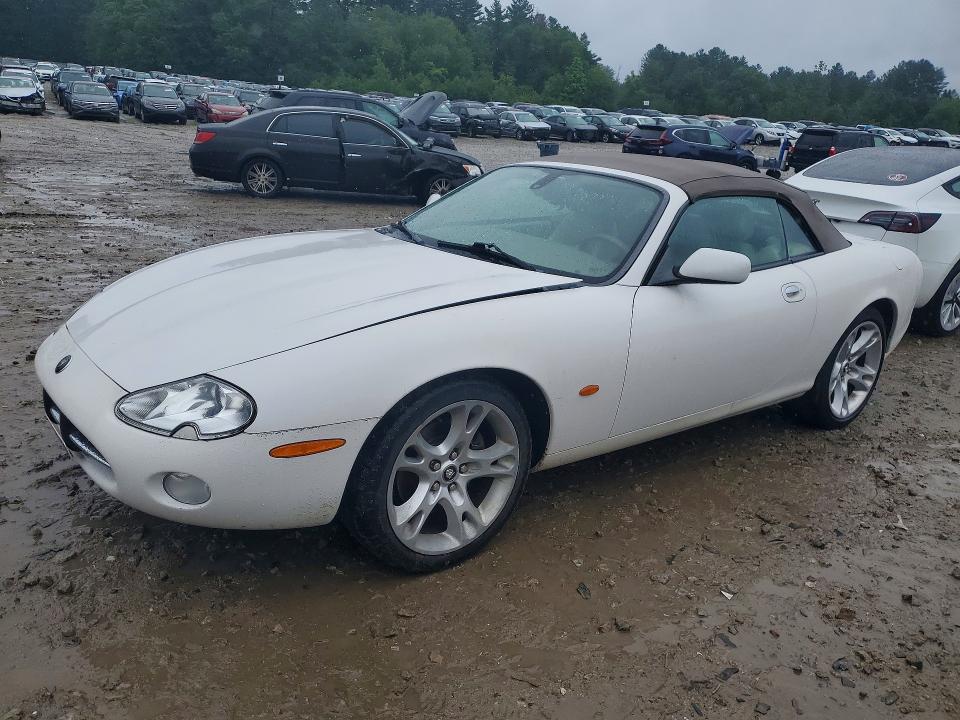 2004 Jaguar Xk series VIN SAJDA42C542A37072 COPART salvage auction — MINOR DENT/SCRATCHES, MA - CERT OF TITLE-RECONSTRCTD COLL, sold $1,750 on 2026-07-13 (photo 1)