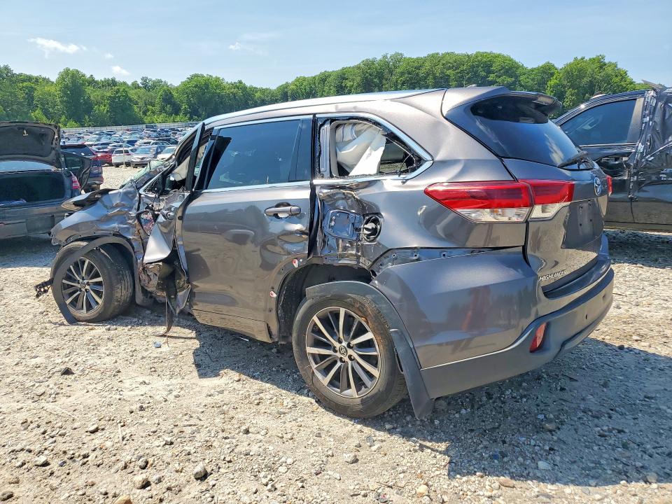 2017 Toyota Highlander VIN 5TDJZRFH8HS468689 COPART salvage auction — ALL OVER, MA - CERT OF TITLE-SALVAGE, sold $3,650 on 2026-07-29 (photo 2)