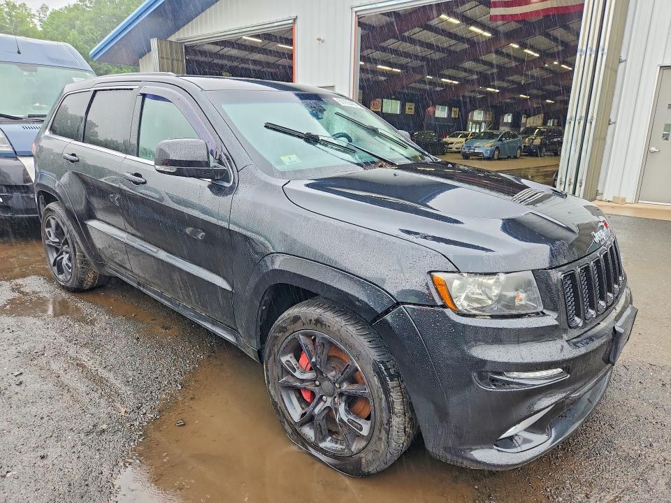 2013 Jeep Grand cherokee VIN 1C4RJFDJ9DC509907 COPART salvage auction — FRONT END, MA - CERTIFICATE OF TITLE (P), sold $11,800 on 2026-07-27 (photo 4)