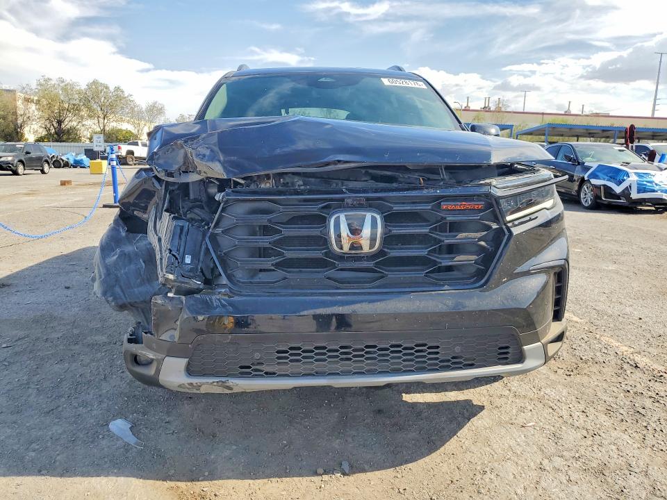 2023 Honda Pilot VIN 5FNYG1H68PB023339 COPART salvage auction — FRONT END, Nv - Salvage Title, sold $12,500 on 2026-08-16 (photo 5)