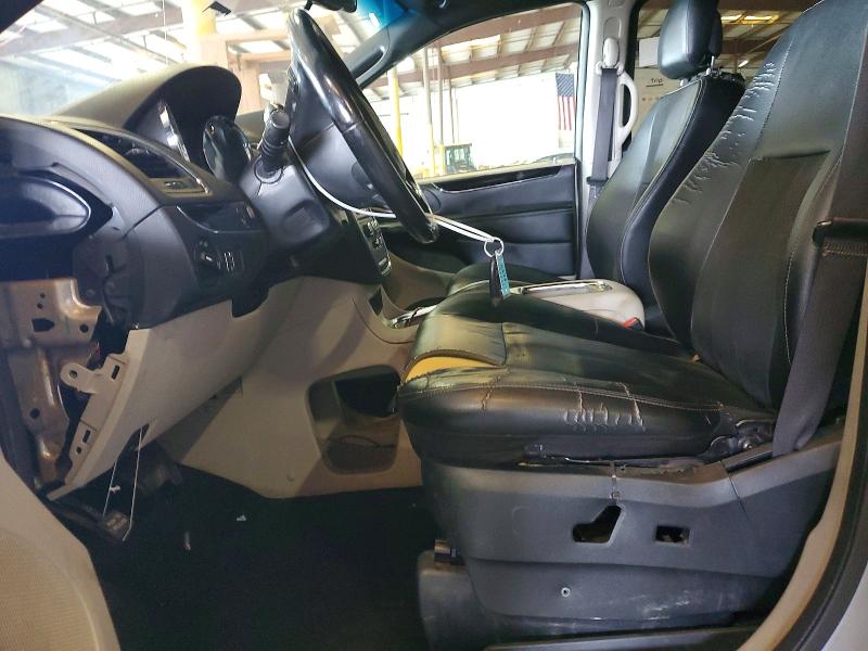2019 Dodge Caravan VIN 2C4RDGCGXKR772656 COPART salvage auction — NORMAL WEAR, Fl - Cert Of Title-Taxi (P), sold $1,350 on 2026-08-03 (photo 7)