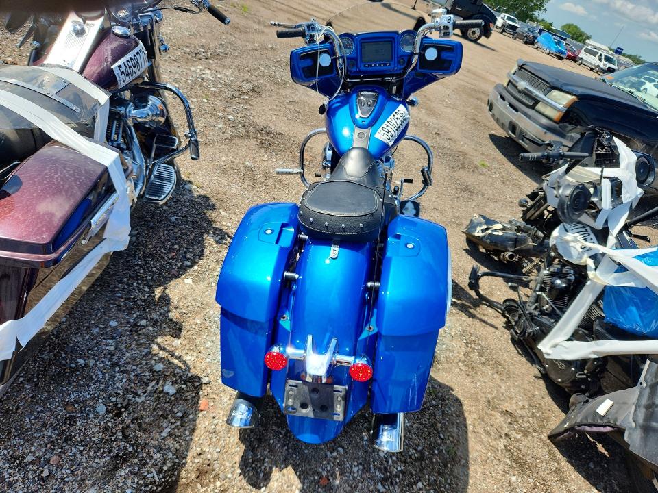 2020 Indian motorcycle co. Chieftain VIN 56KTCABB6L3383142 COPART salvage auction — FRONT END, IA - CERT OF TITLE-SALVAGE TITLE, sold $1,150 on 2026-07-30 (photo 4)