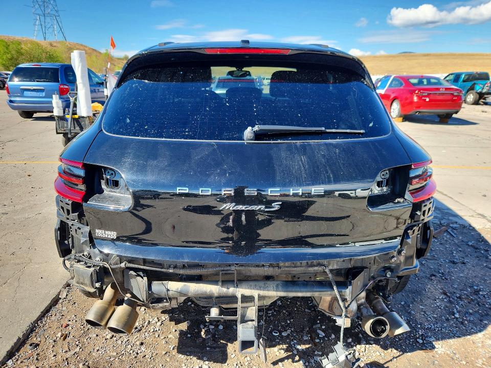 2015 Porsche Macan VIN WP1AB2A58FLB50299 COPART salvage auction — REAR END, CO - PUBLIC - SALVAGE TITLE (P), sold $8,800 on 2026-08-26 (photo 6)