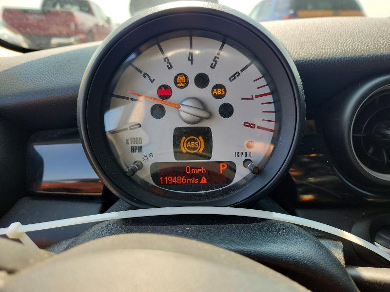 2013 Mini Cooper VIN WMWSV3C57DT389885 COPART salvage auction — SIDE, Il - Salvage Certificate, sold $300 on 2026-09-08 (photo 9)