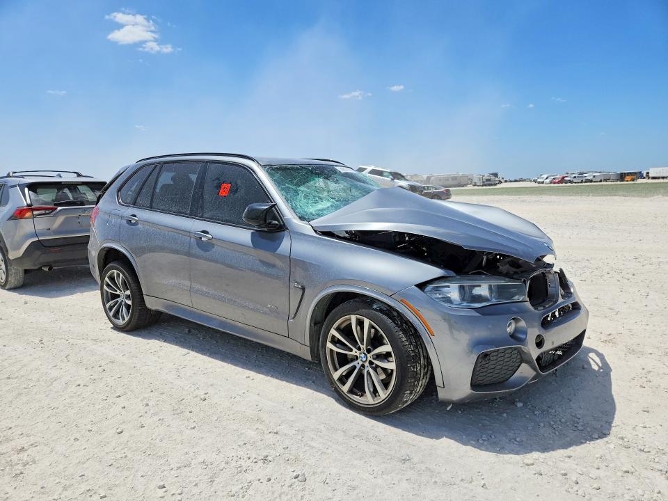 2015 BMW X5 VIN 5UXKR0C51F0P02308 COPART salvage auction — ALL OVER, TX - SALVAGE VEHICLE TITLE, sold $70 on 2026-07-30 (photo 4)