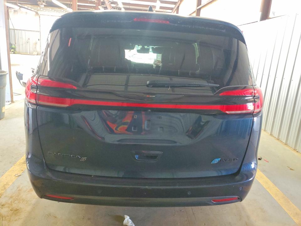 2024 Chrysler Pacifica VIN 2C4RC1S75RR102735 COPART salvage auction — FRONT END, FL - CERT OF TITLE SLVG REBUILDABLE (P), sold $9,100 on 2026-07-29 (photo 6)