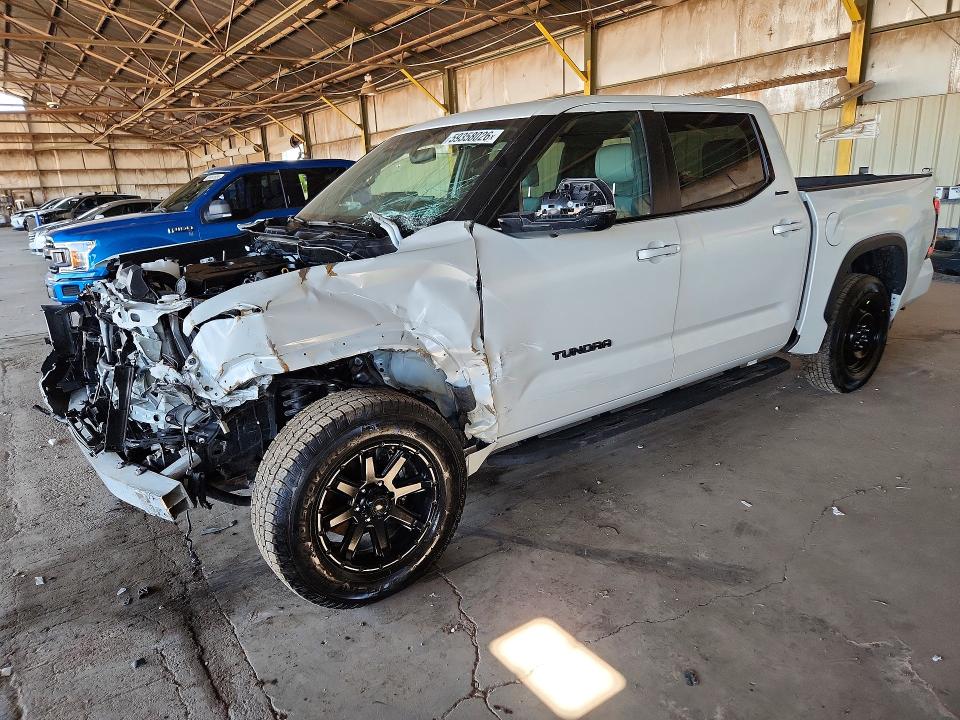 2026 Toyota Tundra VIN 5TFWA5DB4TX358018 COPART salvage auction — FRONT END, Az - Cert Of Title - Salvage, sold $16,100 on 2026-07-27 (photo 1)