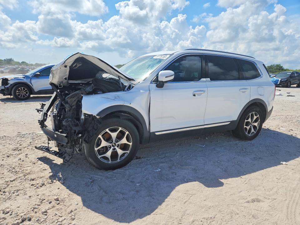 2020 Kia Telluride VIN 5XYP34HC2LG018252 COPART salvage auction — FRONT END, Fl - Certificate Of Destruction, sold $4,800 on 2026-07-30 (photo 1)