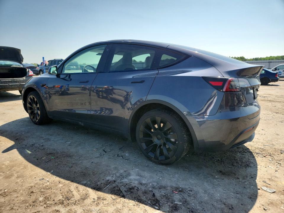 2023 Tesla Model y VIN 7SAYGDEE1PF594865 COPART salvage auction — ROOF, Va - Cert Of Title - Salvage, sold $7,500 on 2026-07-22 (photo 2)