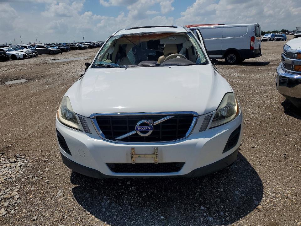 2011 Volvo Xc60 VIN YV4952DL1B2158750 COPART salvage auction — ALL OVER, Tx - Salvage Vehicle Title, sold $650 on 2026-07-16 (photo 5)