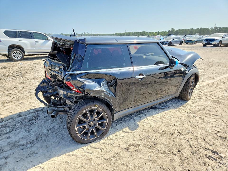 2013 Mini Cooper VIN WMWSV3C50DT389761 COPART salvage auction — REAR END, Tx - Salvage Vehicle Title, sold $450 on 2026-08-14 (photo 3)