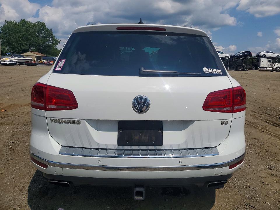 2017 Volkswagen Touareg VIN WVGRF7BP4HD004299 COPART salvage auction — FRONT END, Ct - Cert Of Title-Salvage, sold $2,200 on 2026-08-17 (photo 6)