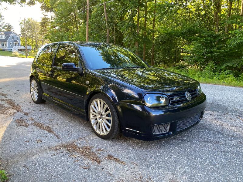 2004 Volkswagen R32 VIN WVWKG61J34D133137 COPART salvage auction — NORMAL WEAR, MD - CERT OF SALVAGE > 75% DAMAGE (P), sold $9,600 on 2026-07-14 (photo 4)