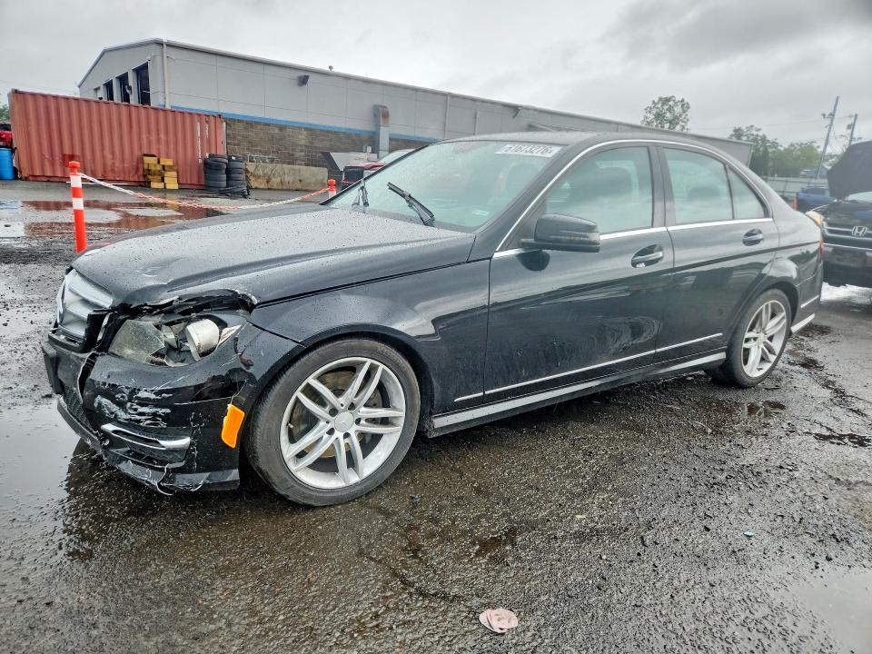 2013 Mercedes-benz C-klasse VIN WDDGF8AB8DR276753 COPART salvage auction — FRONT END, Ct - Cert Of Title-Salvage, sold $1,100 on 2026-07-28 (photo 1)