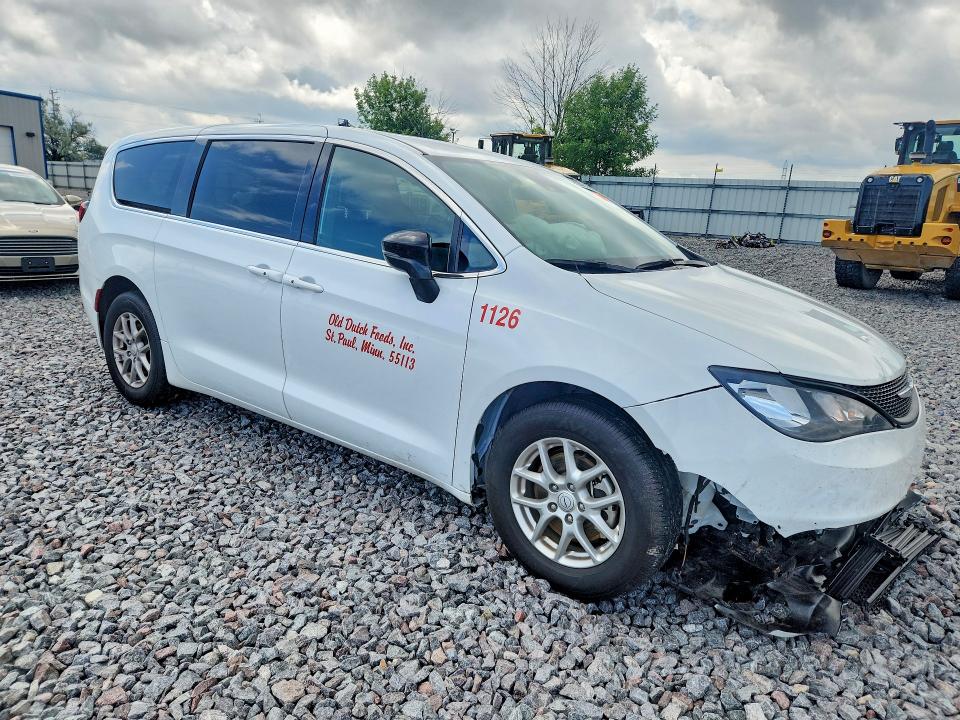 2026 Chrysler Voyager VIN 2C4RC1CG7TR214264 COPART salvage auction — FRONT END, Wi - Cert Of Title-Salvage Vehicle, sold $9,100 on 2026-08-10 (photo 4)