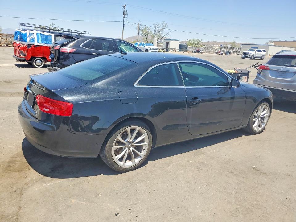 2014 Audi A5 VIN WAUCFAFR1EA070547 COPART salvage auction — MINOR DENT/SCRATCHES, NM - CERTIFICATE OF TITLE, sold $300 on 2026-07-31 (photo 3)
