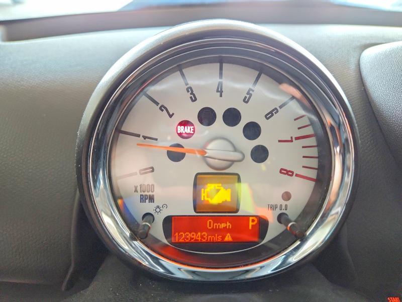 2012 Mini Cooper VIN WMWZC3C55CWL81463 COPART salvage auction — NORMAL WEAR, Az - Certificate Of Title, sold $1,150 on 2026-07-22 (photo 9)