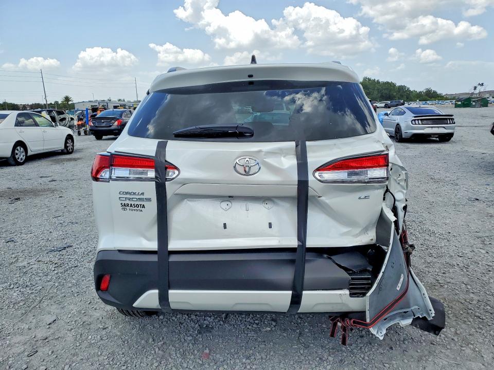 2025 Toyota Corolla cross VIN 7MUCAAAG8SV144509 COPART salvage auction — REAR END, FL - CERT OF TITLE SLVG REBUILDABLE, sold $25 on 2026-07-24 (photo 6)
