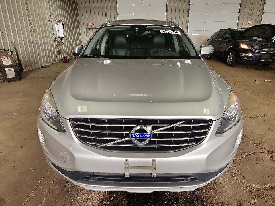 2016 Volvo Xc60 VIN YV4612RK3G2840048 COPART salvage auction — REAR END, WI - CERTIFICATE OF TITLE, sold $5,900 on 2026-08-03 (photo 5)