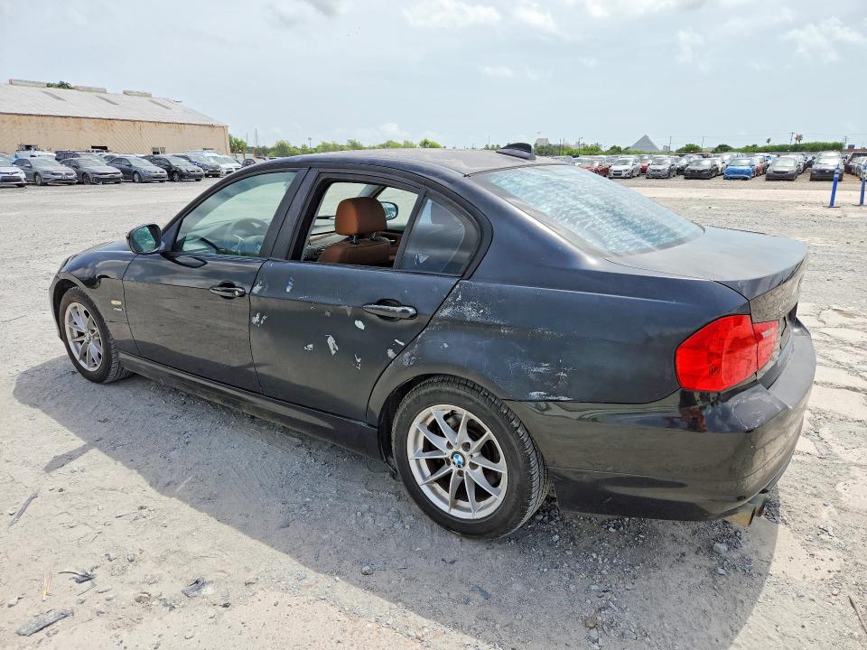 2010 BMW 3er VIN WBAPK5C55AA647984 COPART salvage auction — MINOR DENT/SCRATCHES, TX - CERT OF TITLE-REBUILT SALVAGE, sold $175 on 2026-07-28 (photo 2)