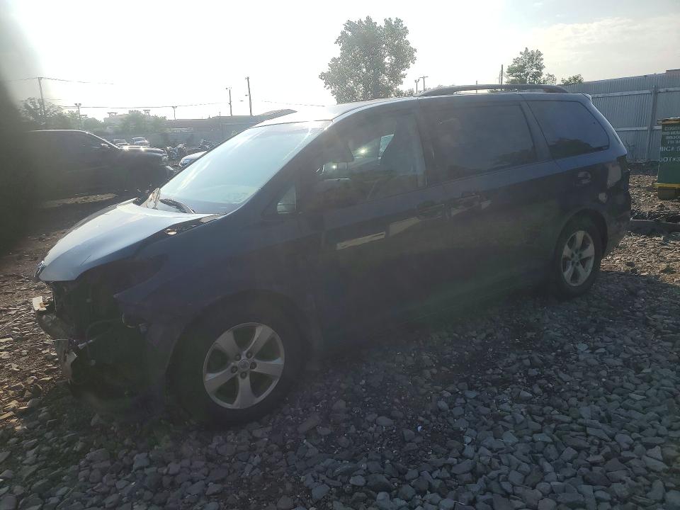 2011 Toyota Sienna VIN 5TDKK3DC9BS139634 COPART salvage auction — FRONT END, NY - MV-907A SALVAGE CERTIFICATE, sold $1,050 on 2026-07-16 (photo 1)