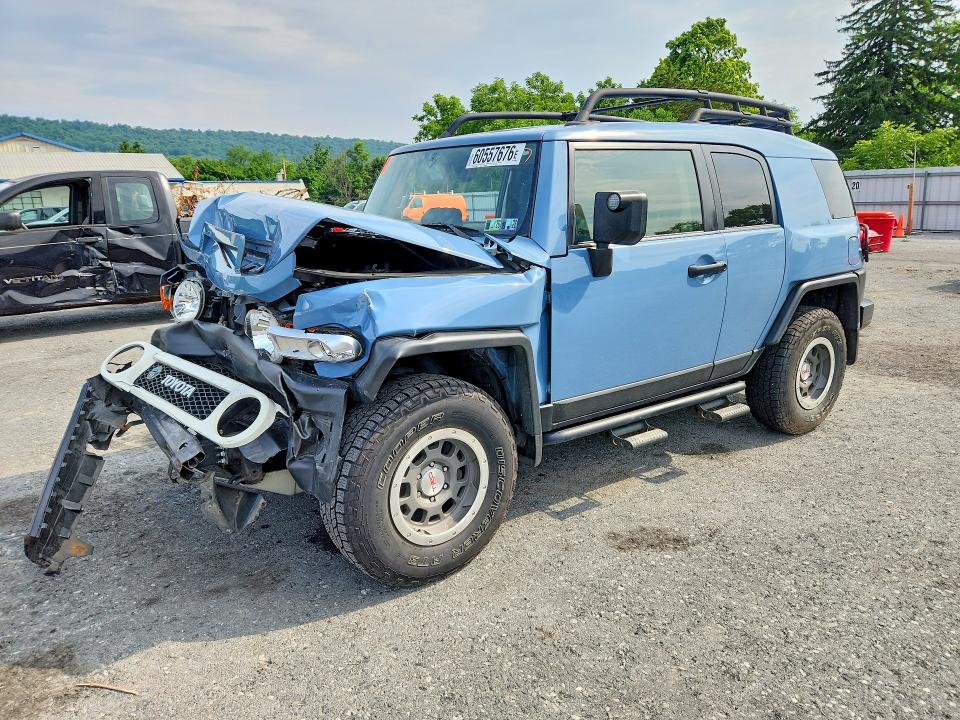 2014 Toyota Fj cruiser VIN JTEBU4BFXEK193867 — COPART salvage auction photo