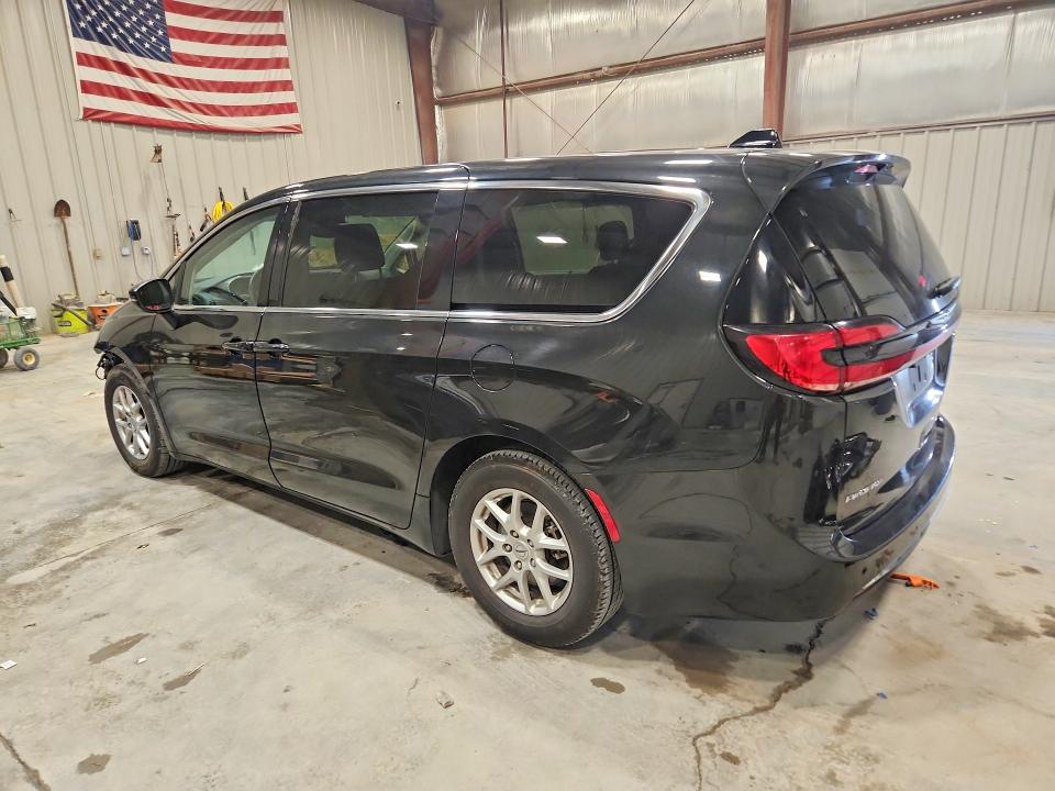 2023 Chrysler Pacifica VIN 2C4RC1BG5PR627310 COPART salvage auction — FRONT END, WA - VEHICLE CERT OF OWNERSHIP-TITL, sold $10,500 on 2026-07-27 (photo 2)