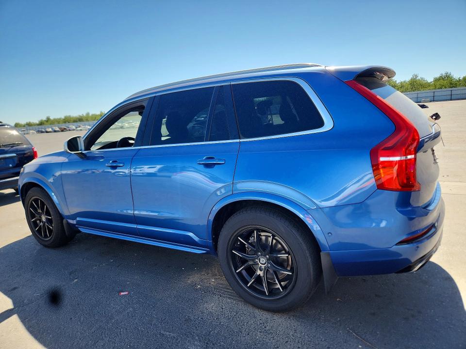 2016 Volvo Xc90 VIN YV4A22PM9G1042218 COPART salvage auction — MINOR DENT/SCRATCHES, Ca - Dis/Dlr/Exp Only Clean Title, sold $4,600 on 2026-08-17 (photo 2)