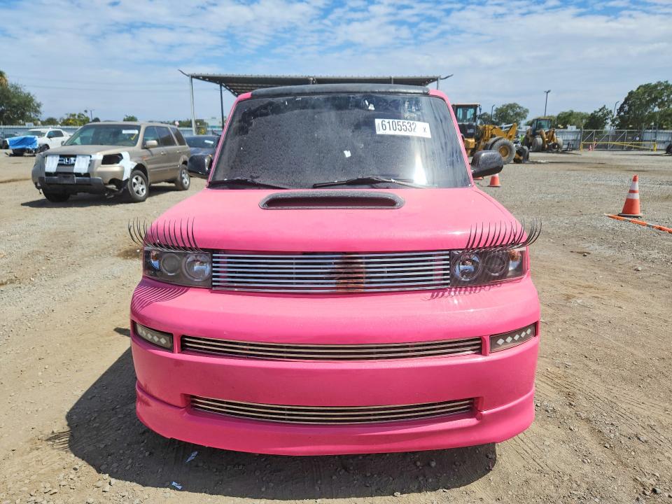 2006 Toyota Scion VIN JTLKT324164094588 COPART salvage auction — MINOR DENT/SCRATCHES, Ca - Cert Of Title-Salvaged, sold $15,100 on 2026-07-31 (photo 5)