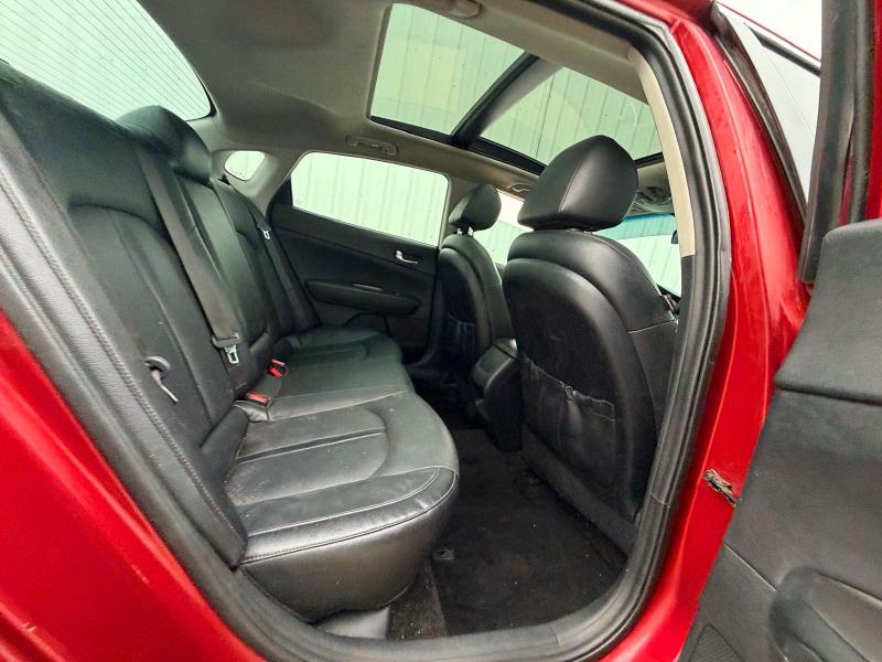 2020 Kia Optima VIN 5XXGT4L3XLG450082 COPART salvage auction — MINOR DENT/SCRATCHES, OK - CERTIFICATE OF TITLE (P), sold $900 on 2026-07-28 (photo 6)