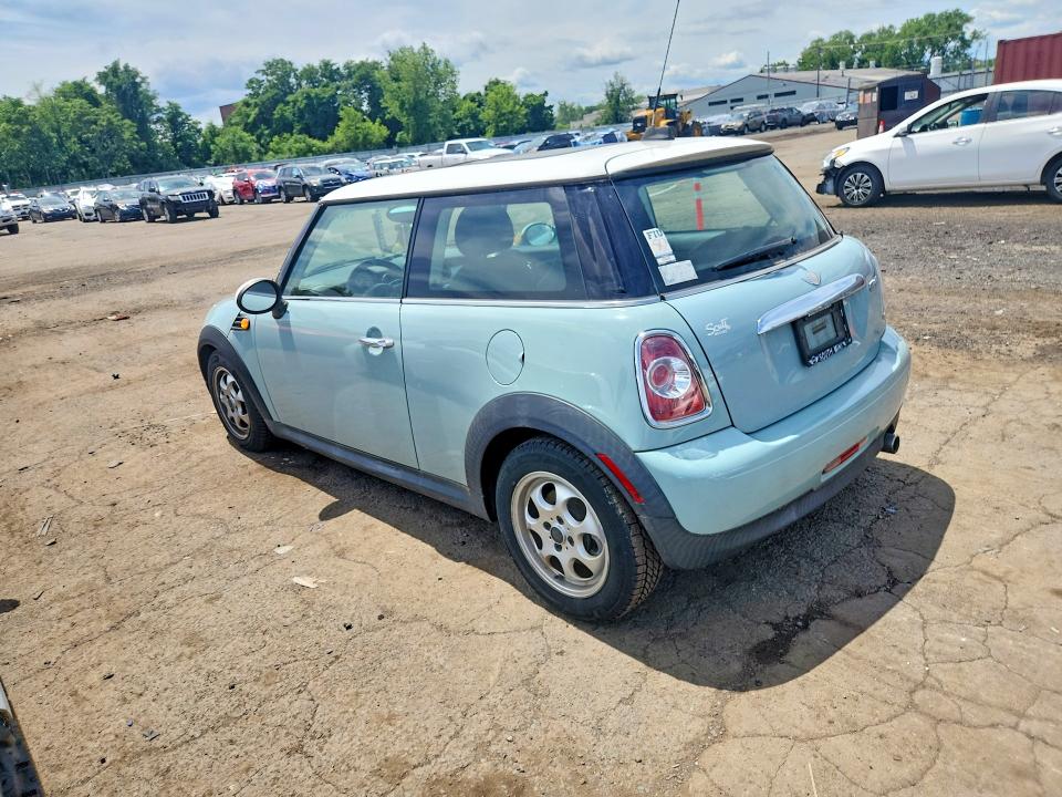 2013 Mini Cooper VIN WMWSU3C54DT684154 COPART salvage auction — MECHANICAL, Ct - Certificate Of Title, sold $550 on 2026-07-14 (photo 2)