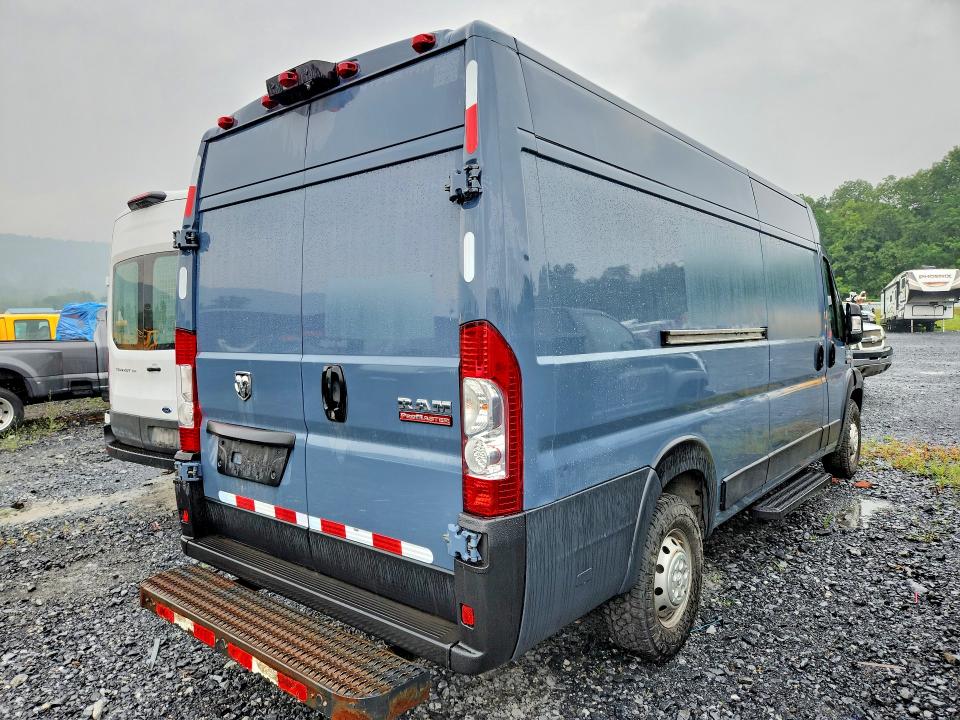 2020 Ram Promaster 3500 VIN 3C6URVJG6LE143974 COPART salvage auction — MINOR DENT/SCRATCHES, PA - CERT OF TITLE, sold $275 on 2026-08-12 (photo 3)