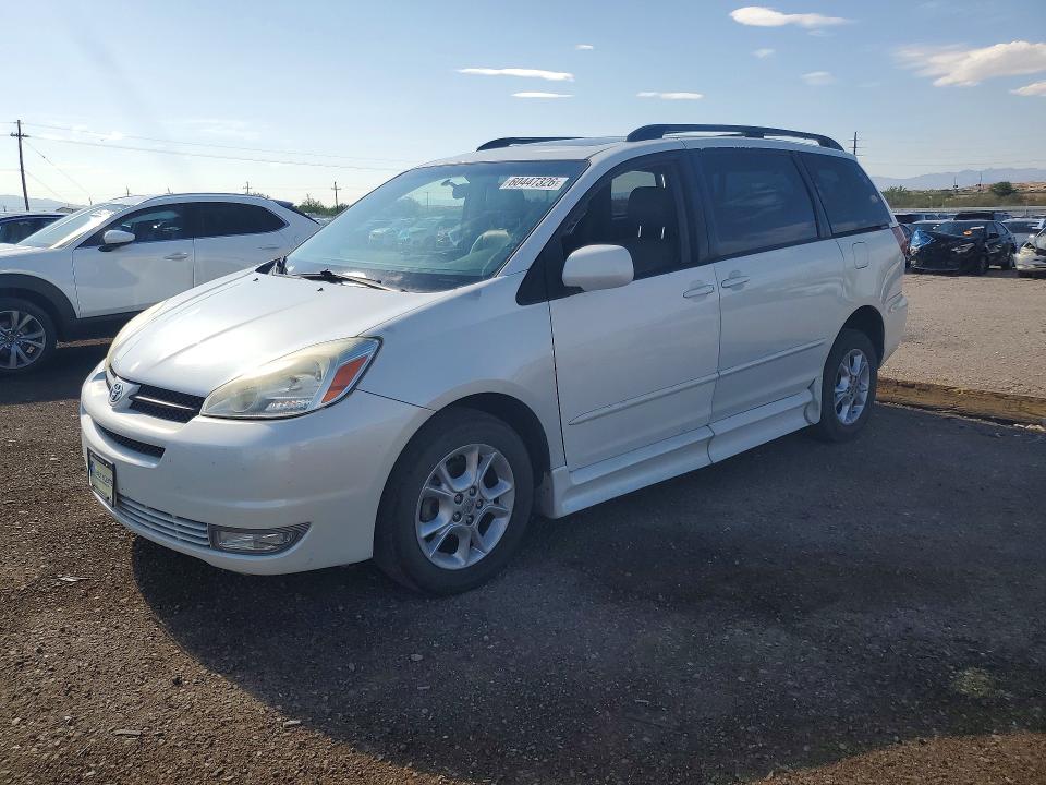 2005 Toyota Sienna VIN 5TDZA22C85S362217 COPART salvage auction — MINOR DENT/SCRATCHES, Az - Cert Of Title - Salvage, sold $3,100 on 2026-07-24 (photo 1)