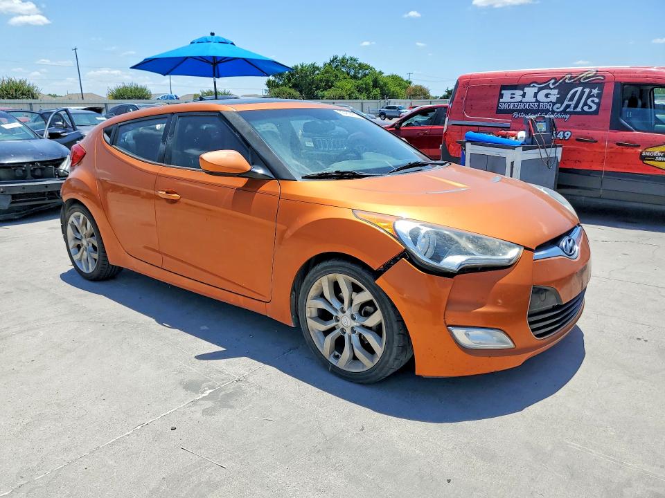 2013 Hyundai Veloster VIN KMHTC6AD4DU147005 COPART salvage auction — REAR END, Tx - Salvage Vehicle Title, sold $250 on 2026-07-23 (photo 4)
