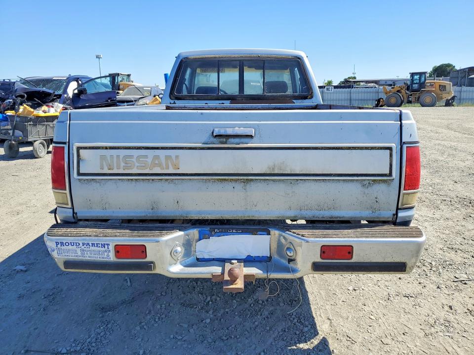 1985 Nissan 720 VIN JN6ND06S5FW016488 COPART salvage auction — MINOR DENT/SCRATCHES, Ca - Dis/Dlr/Exp Only Clean Title, sold $800 on 2026-07-16 (photo 6)