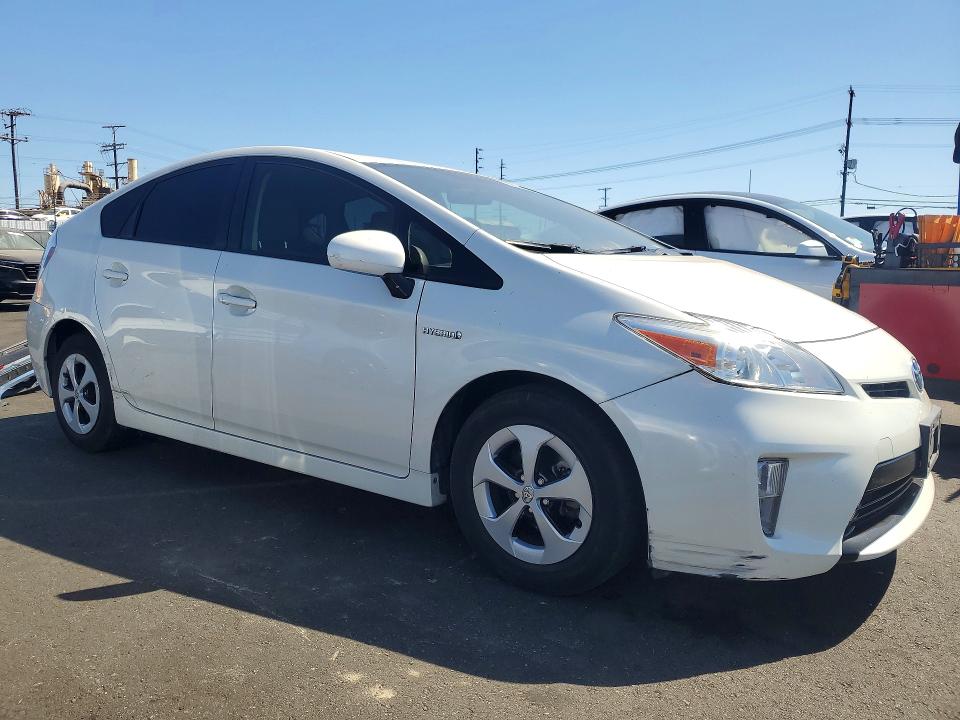 2014 Toyota Prius VIN JTDKN3DU8E0374386 COPART salvage auction — REAR END, CA - SALVAGE CERTIFICATE, sold $4,600 on 2026-07-29 (photo 4)