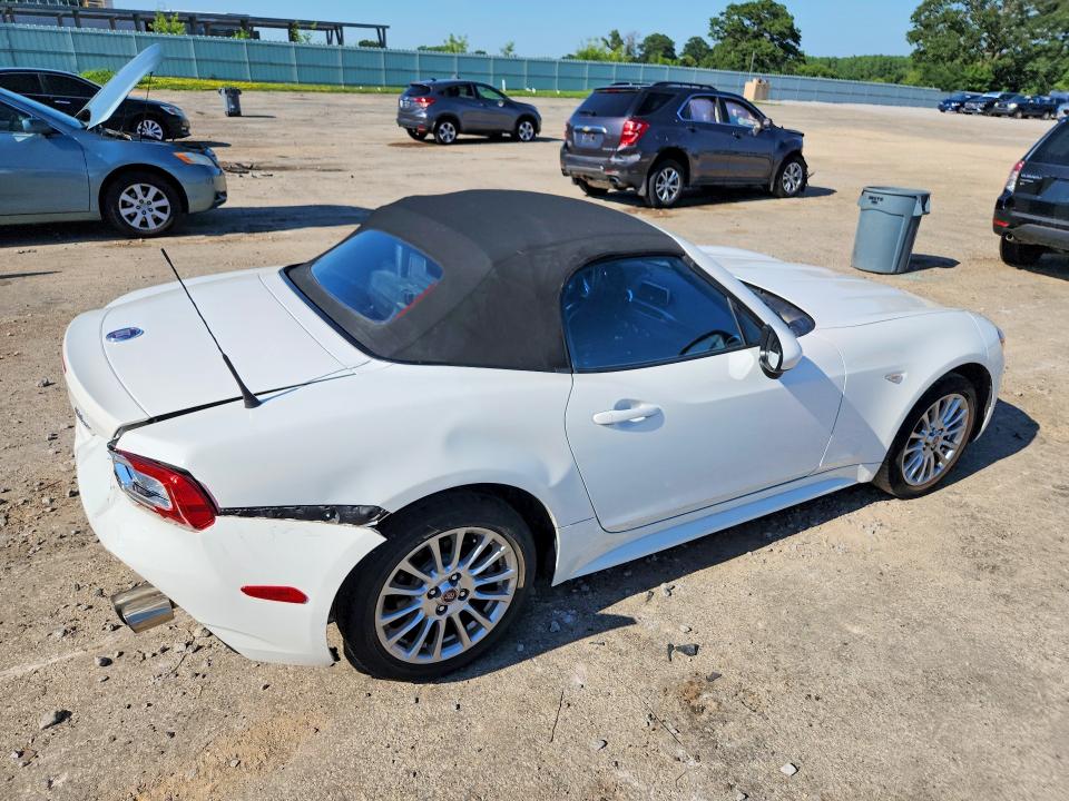 2017 Fiat 124 spider VIN JC1NFAEK8H0106130 COPART salvage auction — REAR END, Wi - Certificate Of Title, sold $4,850 on 2026-07-28 (photo 3)