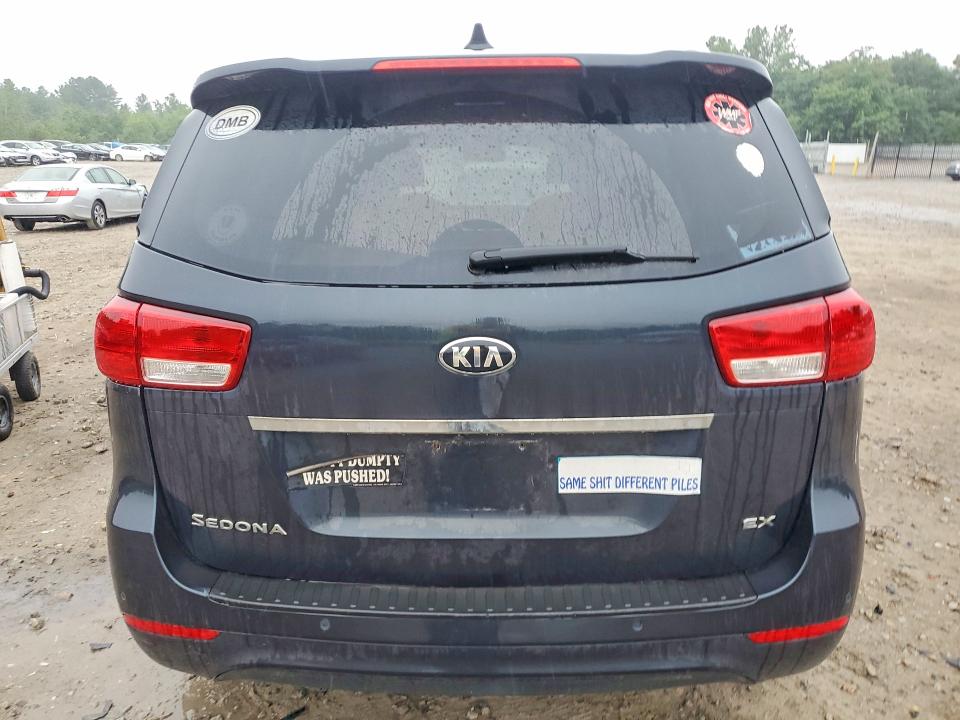 2016 Kia SEDONA VIN KNDMC5C10G6155424 COPART salvage auction — MECHANICAL, MA - CERTIFICATE OF TITLE, sold $2,350 on 2026-07-28 (photo 6)